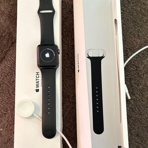 Apple series 3 Smartwatch with Black Band 38mm WiFi